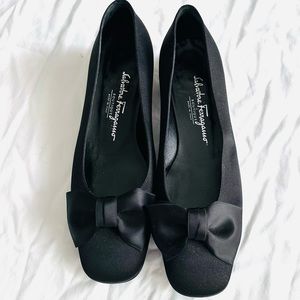 Salvatore Ferragamo | Satin Ballet Bow Flats | Sz 7C